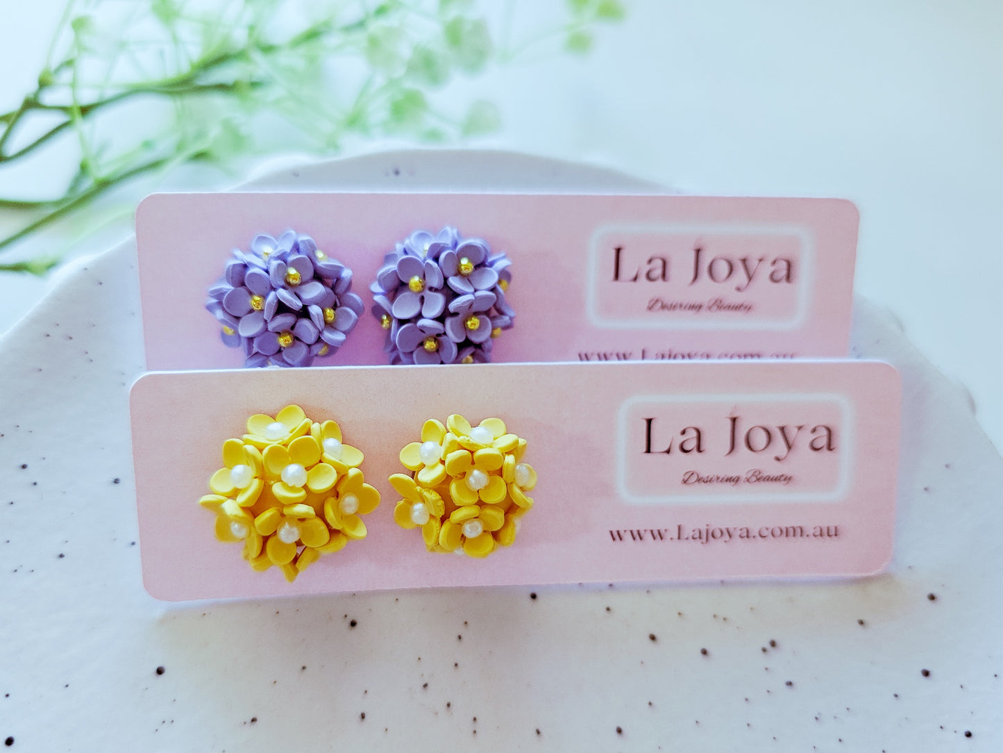 Hydrangea stud
